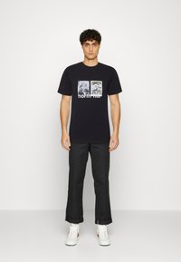 NORTH HILL PARIS TORN PHOTOS TEE - T-shirt estampada - black