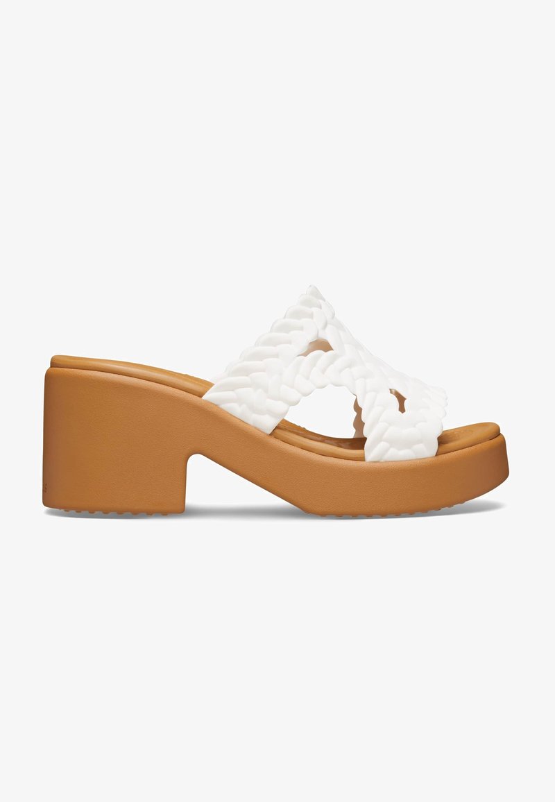 Crocs BROOKLYN - Ciabattine con tacco - chalk