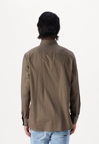 Selected Homme SLHSLIMSOHO SHIRT  - Krekls - morel