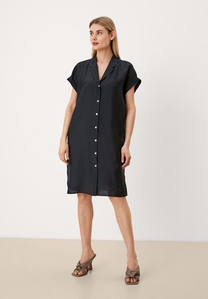 MUNIE D’UN COL À REVERS - Abito a camicia - black