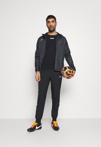 JAKO Langarmshirt - black