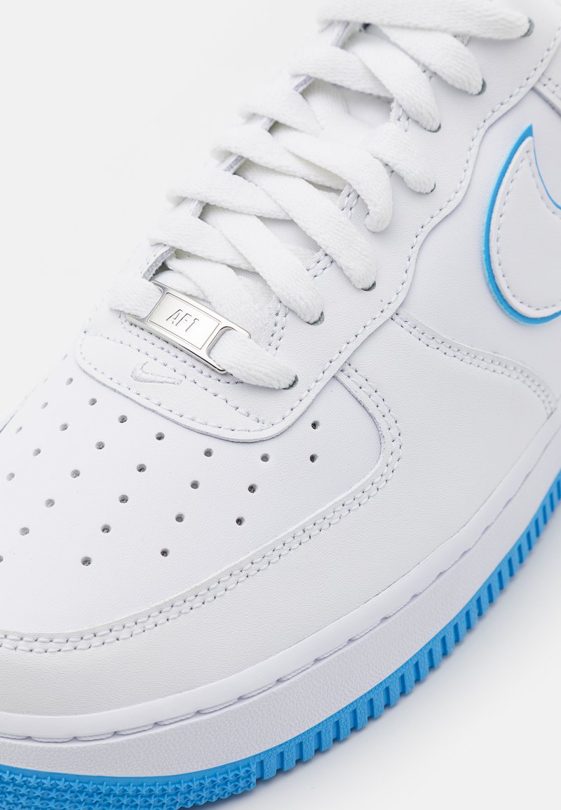 Nike Sportswear AIR FORCE 1 07 - Zapatillas - white/university