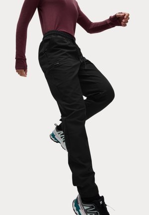 STORMWEAR TAPERED LEG WALKING - Træningsbukser - black