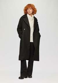 QS MIT ZOPFMUSTER - Strickpullover - beige