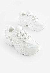 Next CHUNKY - Matalavartiset tennarit - white