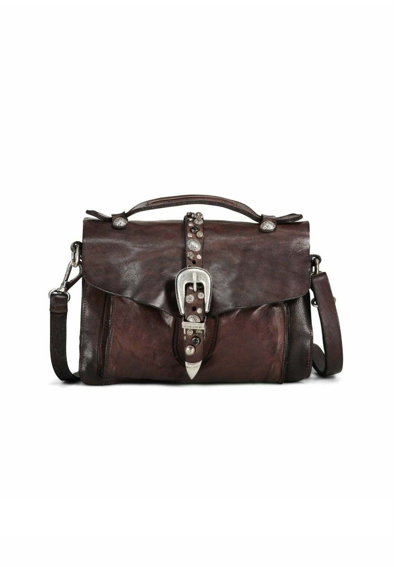 Borsa in pelle marrone con forma strutturata, dotata di una fibbia argentata e decorazioni con borchie. Include un manico robusto e una tracolla removibile.