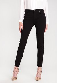 Liu Jo Jeans - BOTTOM UP DIVINE         - Pantalon classique - nero Image miniature 1