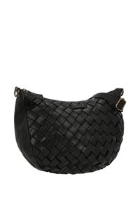 Sac à main en cuir noir en forme de croissant avec un motif tissé et une bandoulière ajustable avec boucle en métal.