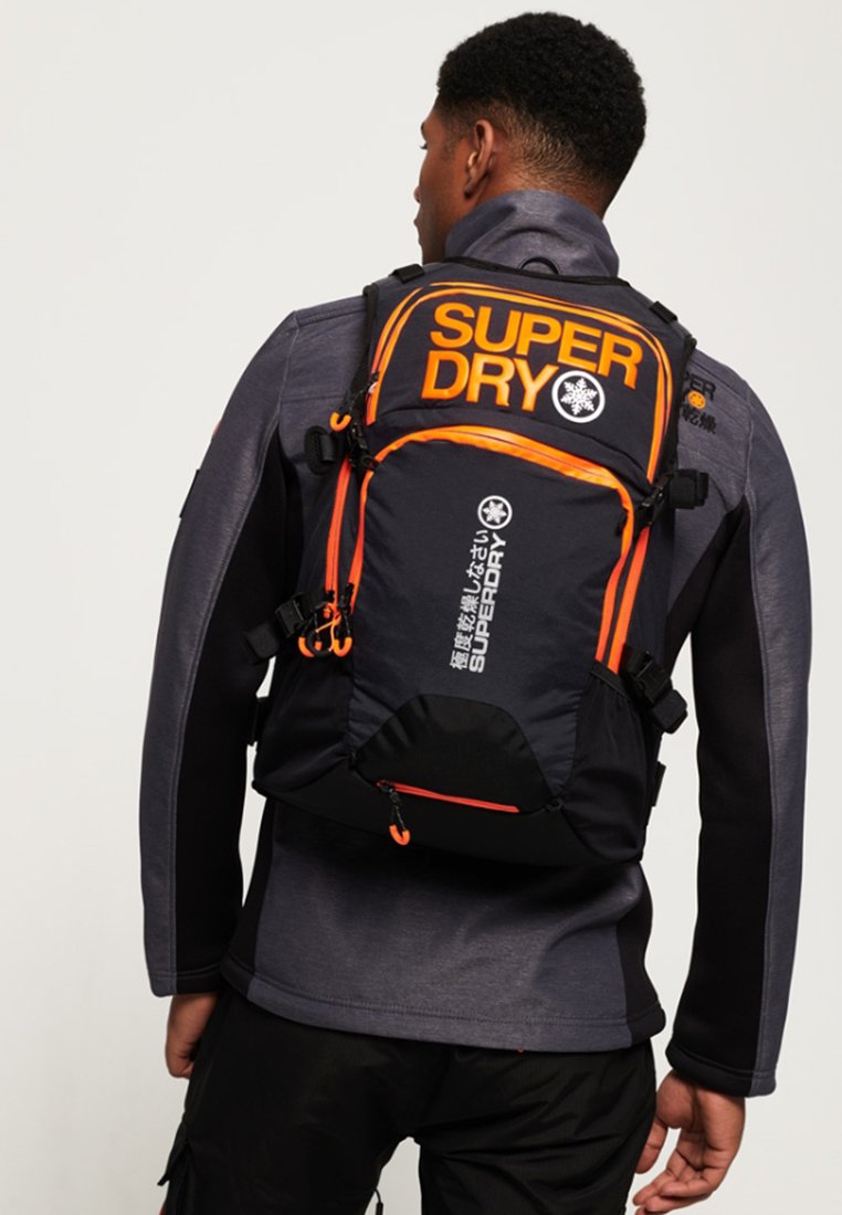 sac superdry snow