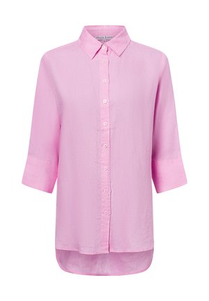 Rosa Leinenbluse mit Knopfleiste, Kragen und 3/4-Ärmeln. Glatte Textur mit subtiler Helligkeit, abgerundeter Saum.