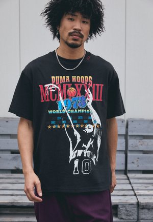 CROWD CRAZE TEE - Print T-shirt - black