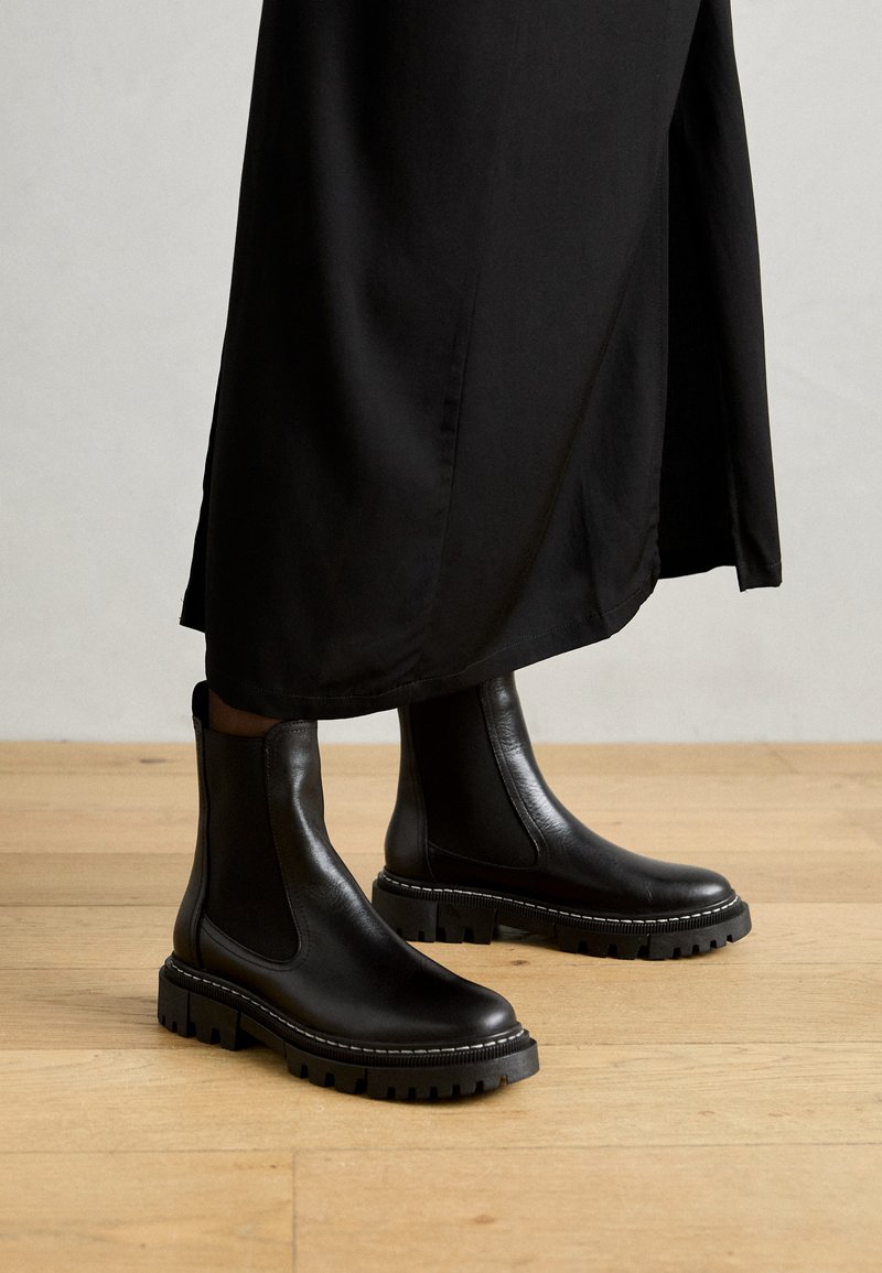 Stivaletti Donna Tamaris In Pelle - Tacco A Blocchetto 3 Cm - Design Moderno, Comfort Garantito