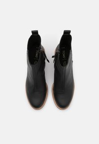 TOMS Kotníkové boty - black