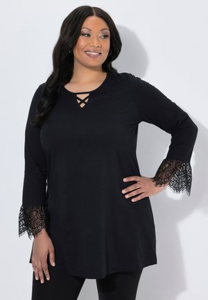Ulla Popken, CUTOUT LACE TRIMMED KNIT TUNIC - Camiseta de manga larga - black