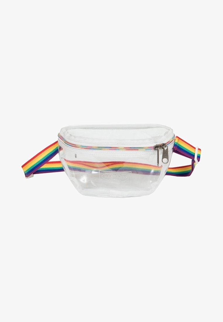 Banane en plastique transparent avec sangle réglable rayée arc-en-ciel et fermeture éclair, avec le nom de la marque embossé sur le panneau avant.