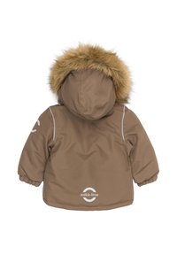 Brun isoleret jakke med pelsforet hætte, elastiske manchetter og reflekterende detaljer. Har et logo på ryggen og en glat overflade.