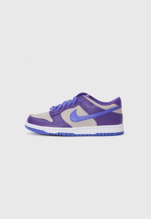 DUNK LOW UNISEX - Sneakers basse - college grey/persian violet/wild grape/white