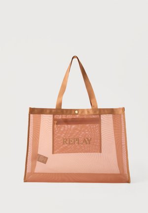 Grande borsa tote rettangolare traslucida in rete marrone con due manici e una tasca frontale con cerniera etichettata "REPLAY".