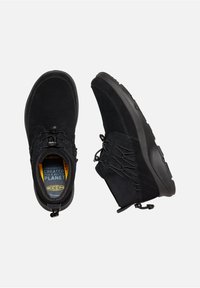 Keen CASUAL UNEEK CHUKKA - Botki sznurowane