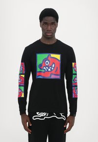 Icecream POP ART RUNNING DOG - Langærmet T-shirt - black