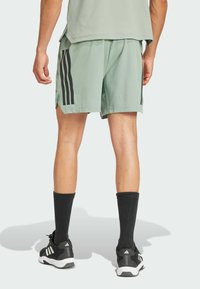 adidas Performance POWER 3-STRIPES - Pantalón corto de deporte - silver green