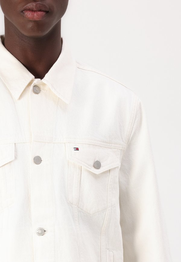 REGULAR TRUCKER JACKET - Denim jacket - ecru3