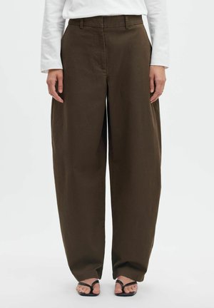 Selected, CHINOS BARREL FIT - Pantalon classique - turkish coffee