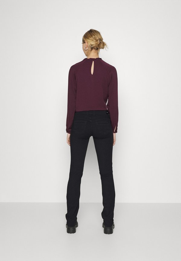 GEN - Straight leg jeans4