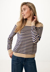Pull rayé beige et marine, avec un col et des poignets côtelés, à coupe décontractée et au toucher doux.