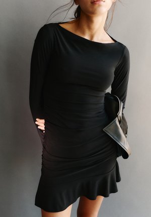 PULL&BEAR, LONG SLEEVE GATHERED - SHORT DRESS - Robe en jersey - black