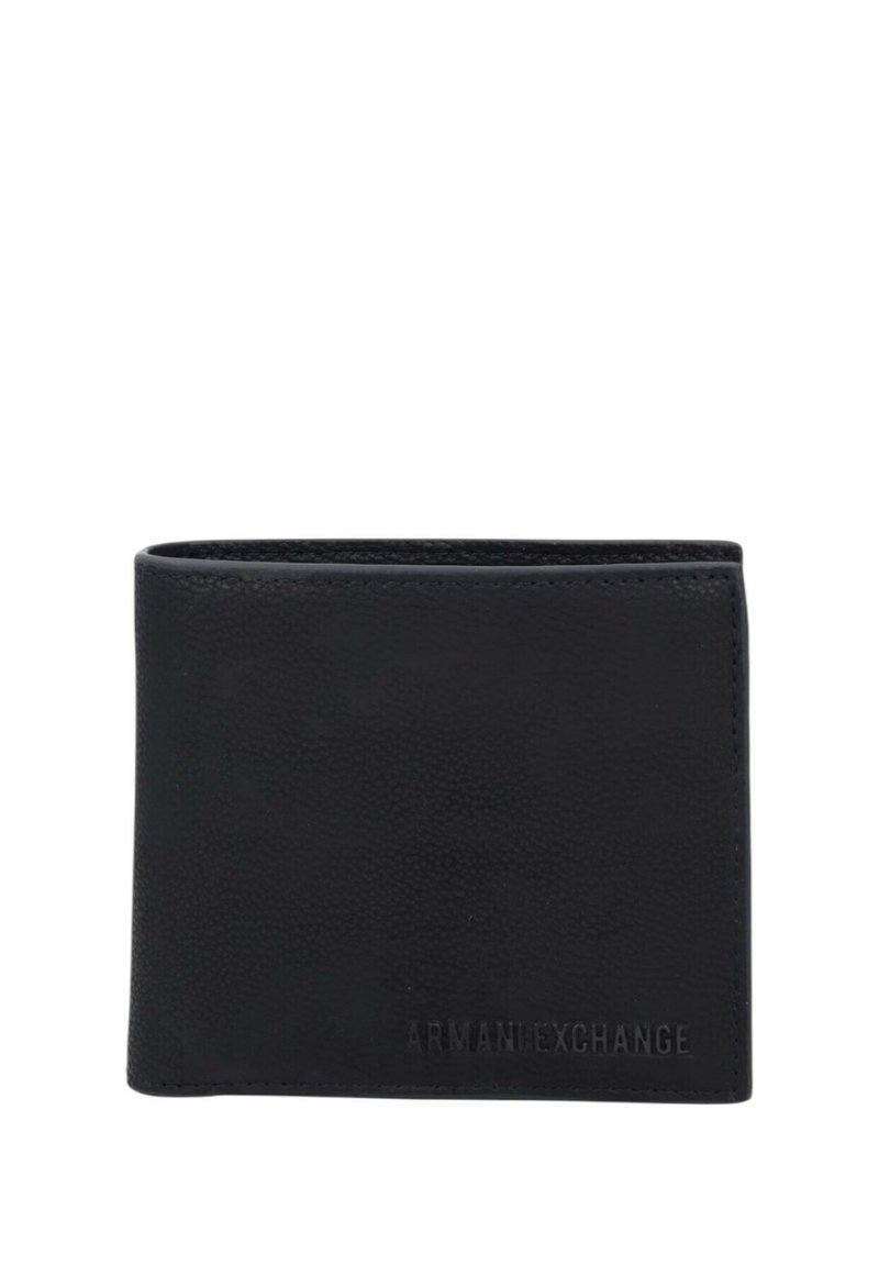 Billetera de cuero negro con textura de grano, diseño bi-fold y logo en relieve "ARMANI EXCHANGE" en la esquina inferior derecha delantera.