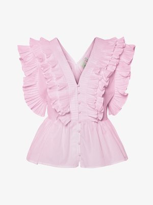 Svetlo roza bluzica z nagubanimi rokavi in V-izrezom. Ima gumbasto zapiranje spredaj in prilega se na telesu, nato pa se razširi v peplum stil.