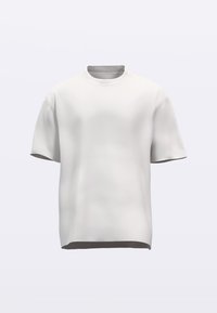 Bela majica s kratkimi rokavi in okroglim izrezom. Gladek tekstura, sproščen kroj in subtilni šivi ob robu in na rokavih.