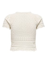 Bílý krátký rukáv háčkovaný pletený top s diamantovými a krajkovými vzory a vroubkovanými okraji, zobrazený zezadu.