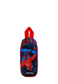 Trousse rouge et bleue avec un graphique de Spider-Man, fermeture à double zip et poignée de transport rouge. Tissu lisse avec détails imprimés.