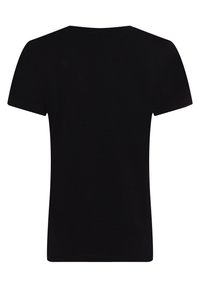 Camiseta negra de manga corta hecha de algodón suave, con cuello redondo y ajuste relajado. Textura lisa sin patrones o detalles adicionales.