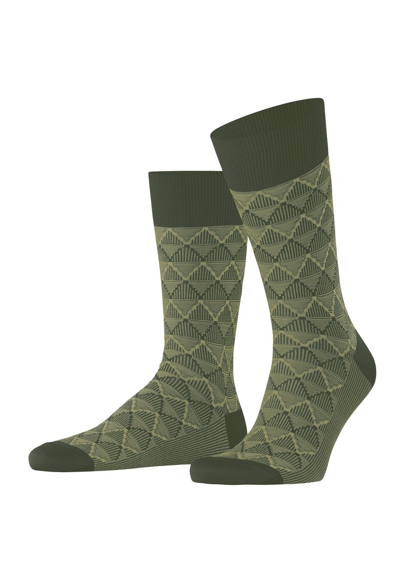 Grüne gemusterte Socken mit einem geometrischen Design, das abwechselnde Texturen und Grüntöne zeigt, gerippter Bund und verstärkter Zehenbereich.
