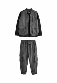 Baker by Ted Baker REGULAR FIT SET czarny