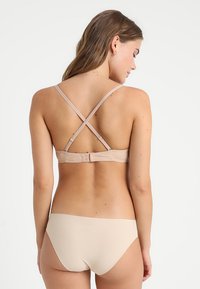 Triumph LOVELY - Reggiseno con spalline regolabili - smooth skin