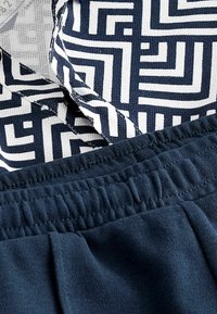 Next SHORT SLEEVES SET STANDARD - Træningsbukser - navy white