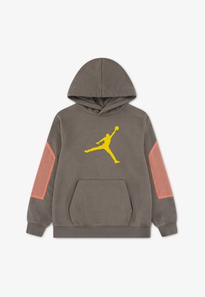 Szara bluza polarowa z żółtym logo Jordana. Posiada różowe wstawki na rękawach, przednią kieszeń typu kangur oraz kaptur ze sznurkiem.