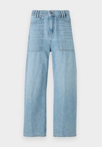 Jeans in denim azzurro chiaro con vita alta, gambe ampie e due grandi tasche frontali. Il tessuto presenta una consistenza liscia e una leggera scoloritura.