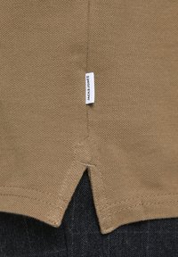Jack & Jones JJEBASIC POLO - Polo - sepia tint
