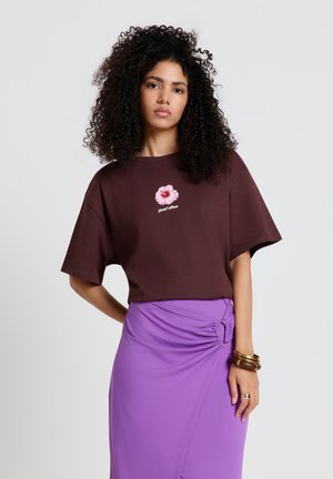 Calliope, T-SHIRT TINTA UNITA - T-shirt con stampa - marrone