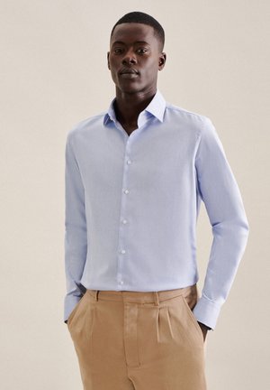 BUSINESS  - Button down-skjorte - light blue