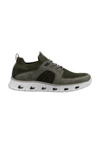 Baskets avec une tige en tricot vert olive, des accents en daim, des lacets gris et une semelle blanche texturée comportant des aérations sur le côté.
