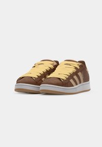 adidas Originals CAMPUS 00S DOUBLE - Skate shoes - preloved brown/sand strata/orange tint