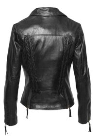 Schwarze Lederjacke mit tailliertem Design, ausgestattet mit geflochtenen Einsätzen auf dem Rücken, Reißverschlussärmeln und glatter Textur.