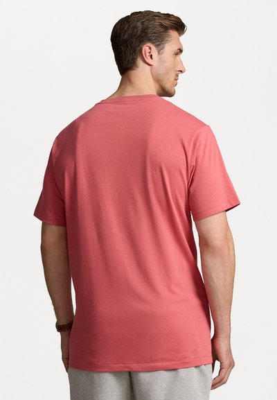 Polo Ralph Lauren Big & Tall JERSEY V-NECK T-SHIRT - Navadna majica - adirondack berry