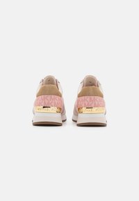 MICHAEL Michael Kors Tenisky - pink